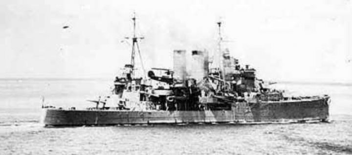 L'HMS Exeter